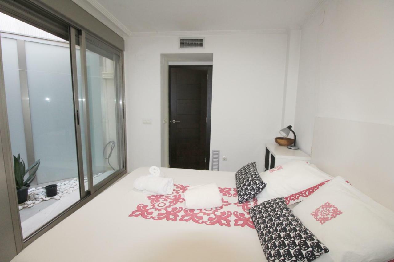 Precioso Apartamento Al Lado De Las Torres De Serrano Valencia Eksteriør billede