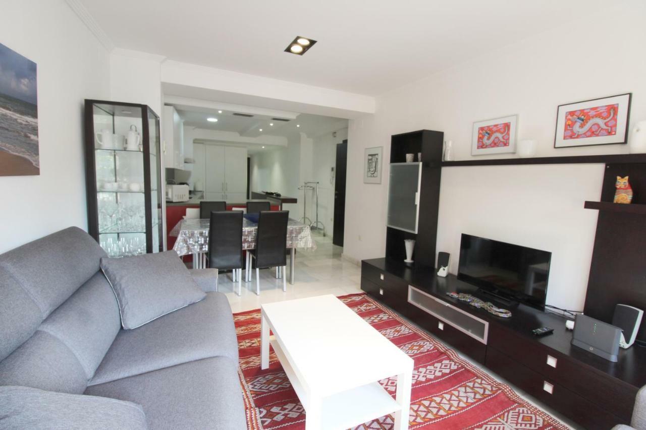 Precioso Apartamento Al Lado De Las Torres De Serrano Valencia Eksteriør billede